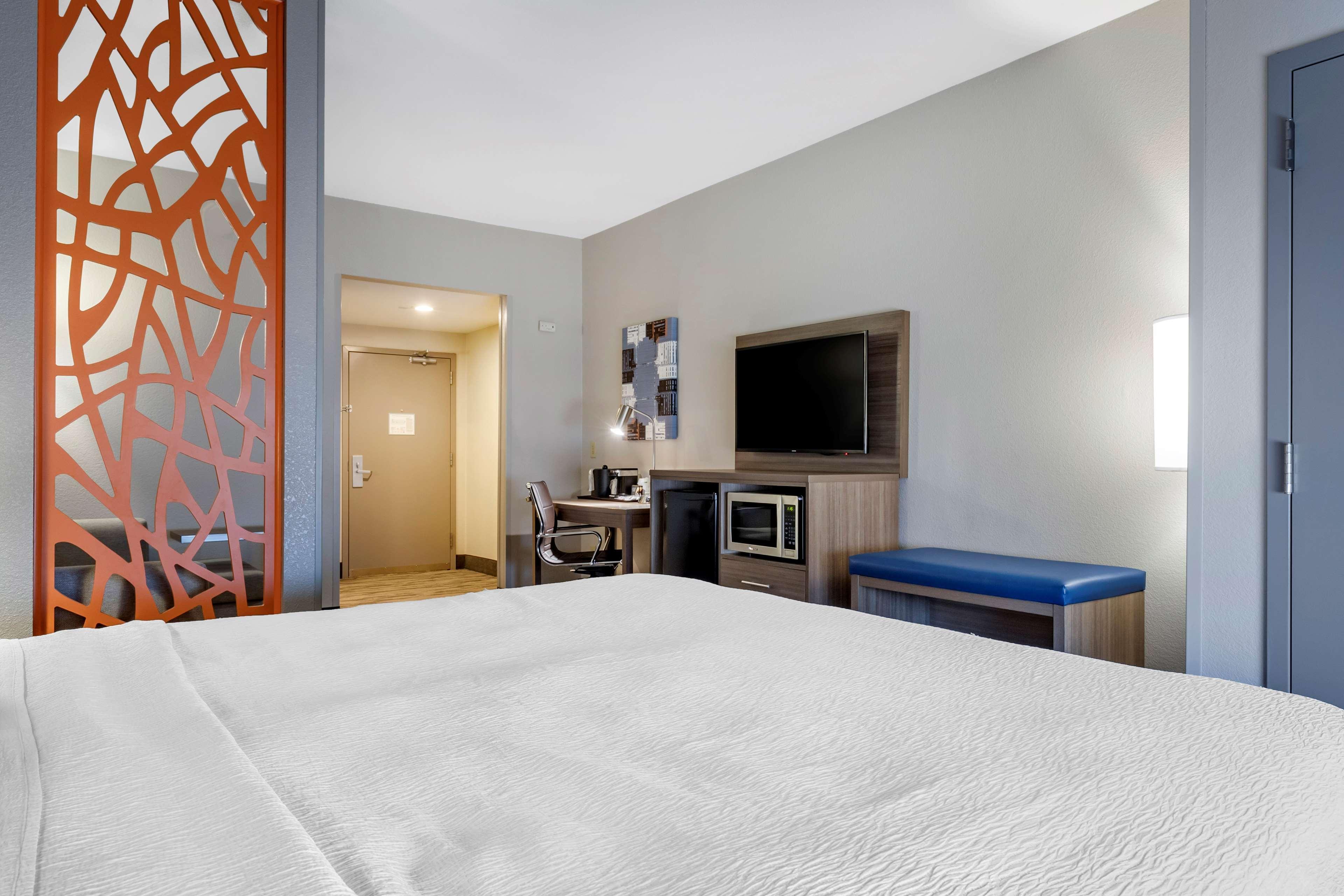 Best Western Plus Castlerock Inn & Suites Bentonville Dış mekan fotoğraf