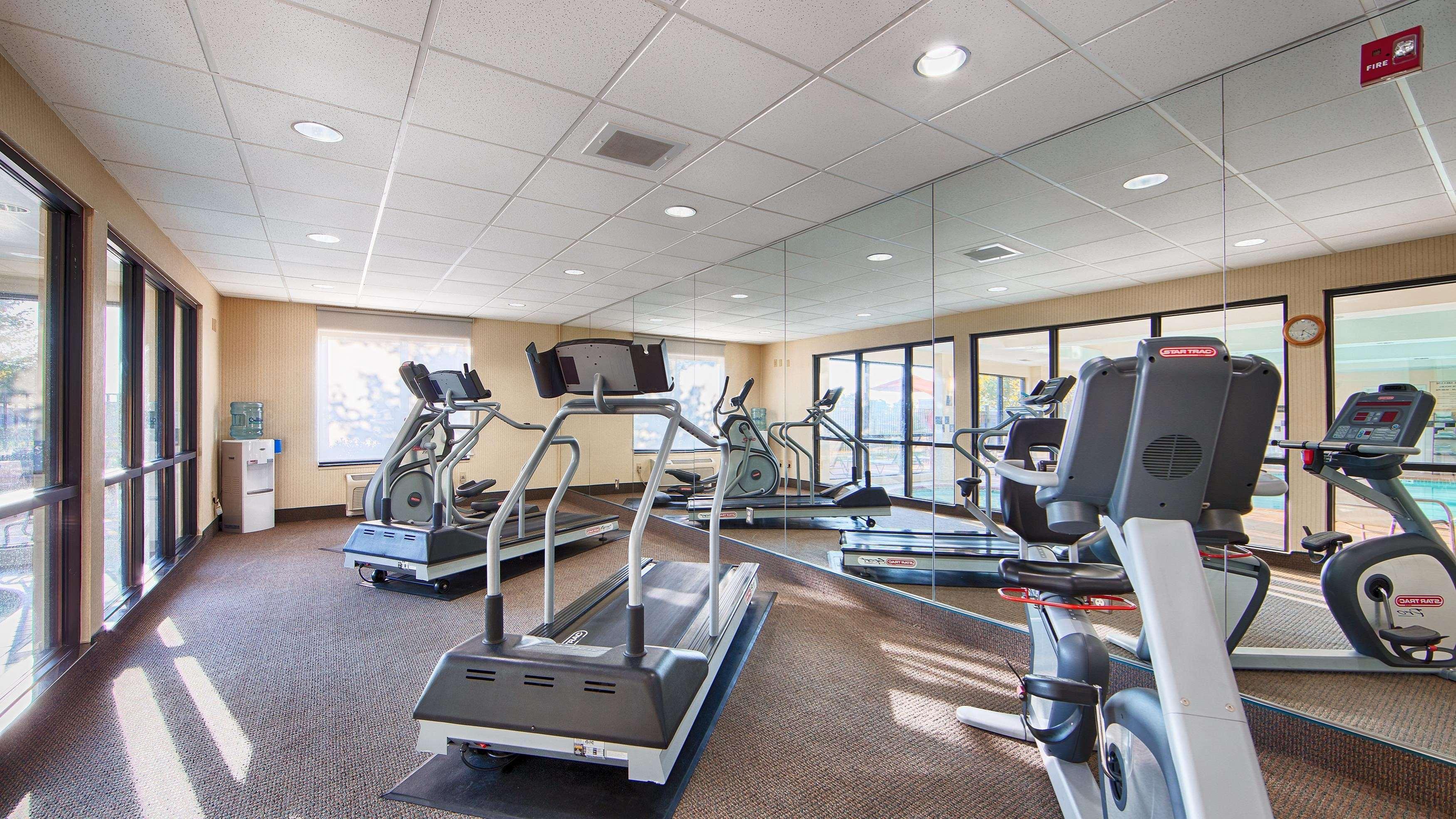 Best Western Plus Castlerock Inn & Suites Bentonville Dış mekan fotoğraf